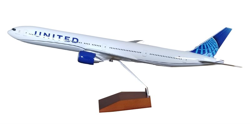 777-300ER 1/144 scale business class model plane